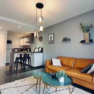 Le Continental Beau T2 Plein Centre + Parking Appartement